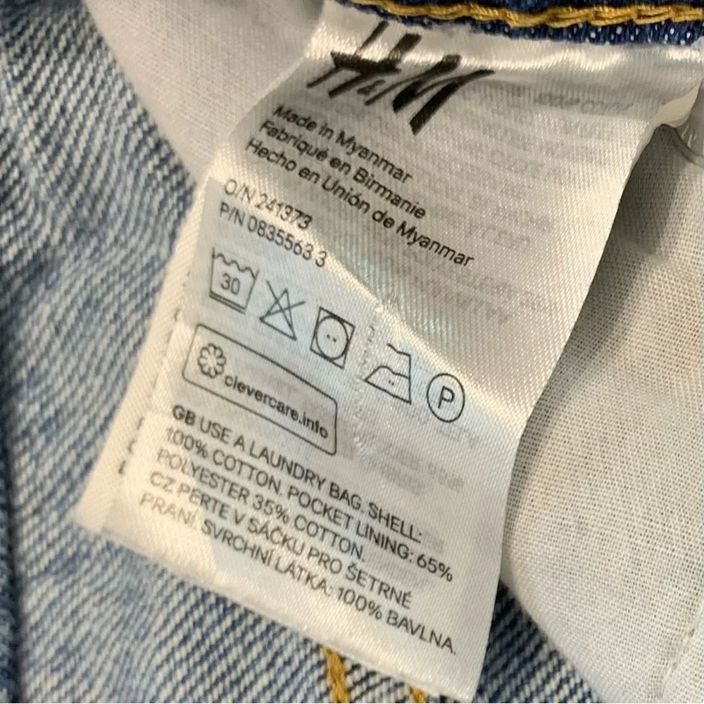 &DENIM by H&M Vintage Button Fly Hi Waist Denim Shorts